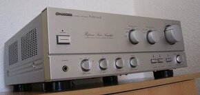 PIONEER A-701r STEREO AMPLIFIER + remote control