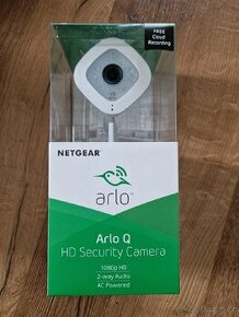 Kamera Netgear Arlo Q - 1