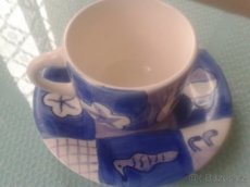 Modrobílý čajový šálek