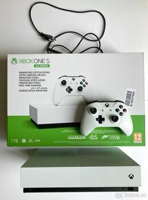 Prodám Xbox One S 1TB + Kinect senzor a adaptér na Xbox One