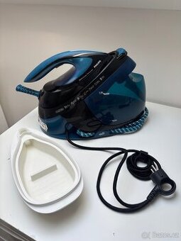 Philips žehlička / parní generátor GC8735/80