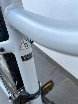 Specialized Jynx Comp 650b