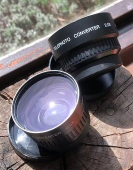 TelePhoto Video Kewmode 2x, wide 0.5x / Japan, Sada