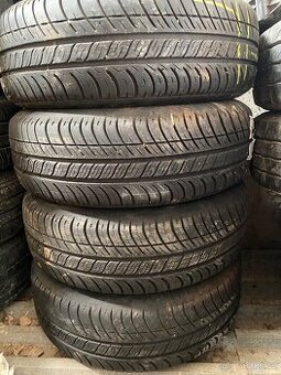Slušné letní pneu 185/65 R15 na diskách organizace Mercedes