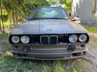 Bmw e30 coupe 1.8 benzin