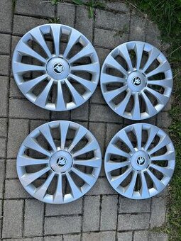 4x poklice originál Škoda R15 - zachovalé