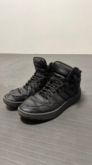 Adidas Hoops 3 wtr vel. 45 3/2