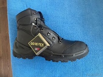 Policejní Kanady Gore-tex