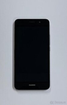 Nový Huawei Y6 Black s nabíječkou + nová sim karta + 12 měsí