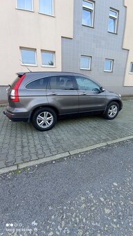 Honda CR-V 2.0 benzín rok 2010.137000km.