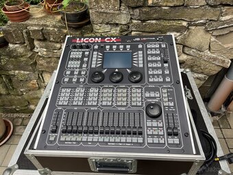 JB Lightning Licon CX + case