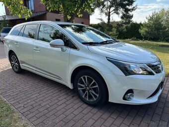 Toyota Avensis 1.8 16v Automat