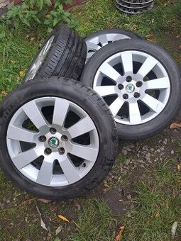 Alu kola 5x112 originál Škoda 205/55 R16