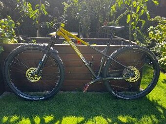 Horské kolo Qayron Spyro MK3 5 29", Mustard/Black