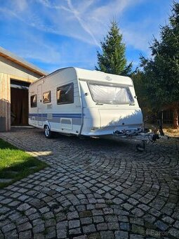 Karavan Hobby 495