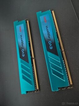 DDR 3, 2x4gb Geil CL9
