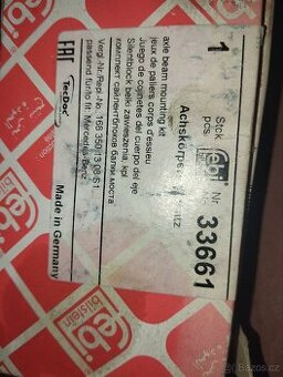 Mercedes A silenbloky zadní nápravy