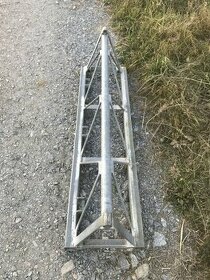 příhradový stožár