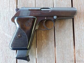 Pistole ČZ vzor 50