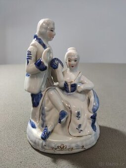 Starožitná porcelánová soška – ručně malovaná zlatem