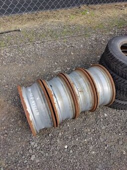 kola disky Nissan D22 a jiné vozy R16