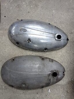 Jawa 250 panelka kyvačka boky motoru
