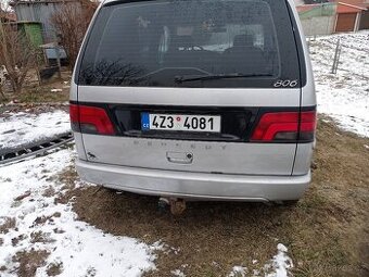 Peugeot 807. Rok 2007