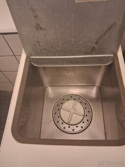 pračka výřivá retro