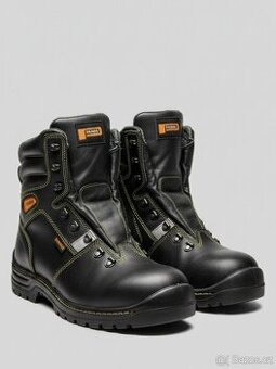 Pracovní zimní obuv PANDA s certifikátem