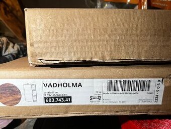 Nástěnná skříň - 1