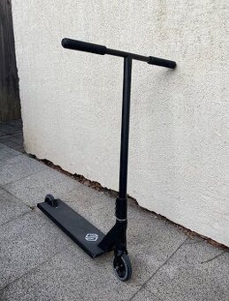 Freestyle koloběžka STRIKER Gravis S - black