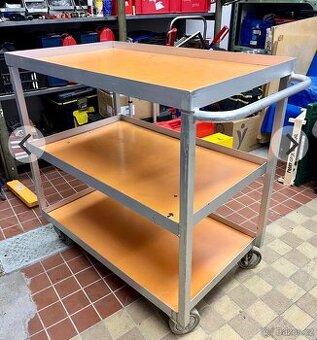 Hliníkový manipulační vozík / skladový