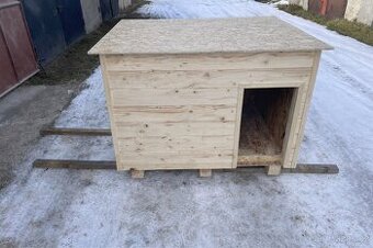 Zateplená psí bouda