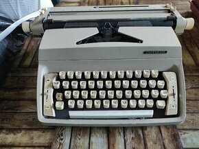 Psací stroj