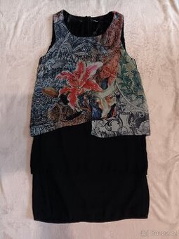 Luxusní šaty Desiguál vel.36