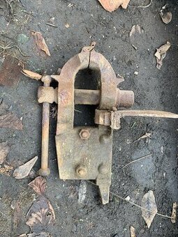 Kovářský svěrák