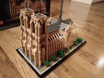 LEGO Notre-Dame v Paříži