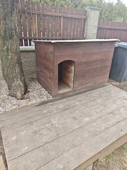 Zateplená psí bouda