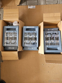 Siemens SENTRON 3NP1143-1DA10 – pojistkový odpínač 250A (3 k