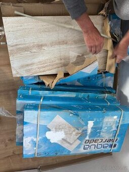 Obklady do koupelny Astor Béžový 30×60 cm – lesklý povrch, v