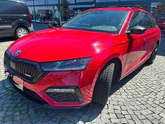 Škoda Octavia 4 Kombi RS iV 1,4TSi 180kW