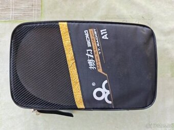 Raketa pingpong.