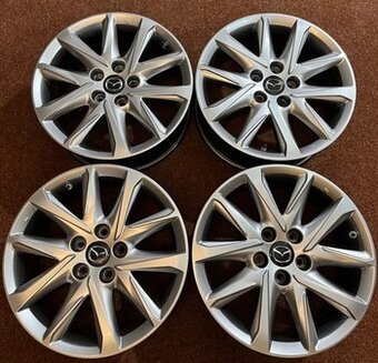 5x114,3 R17 Mazda CX5 originál disky + senzory - výborný