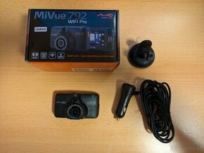 Kamera MIO MiVue 792 Wifi