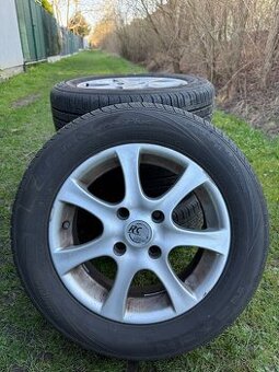 Nexen 175/65/R14 +ALU disky