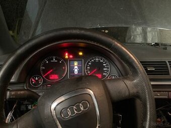 Budíky Audi a4 b6 b7