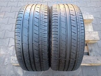 245/40/18 zánovní letní pneu royal black