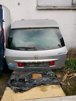 Víko kufru Peugeot 407sw díl na lak