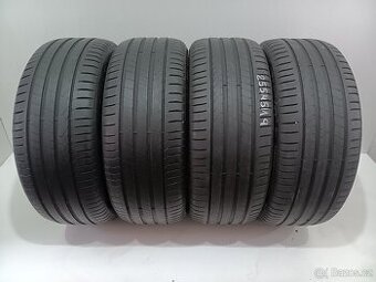 Letní pneu 255/45/19 Pirelli