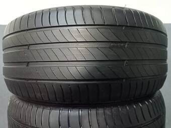 235/45 R17 MICHELIN (0520)